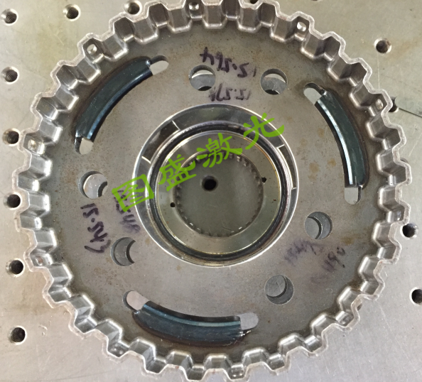 汽车变速箱齿轮