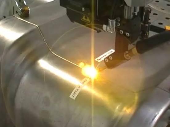 激光淬火：淬一下，强化工件金属表面